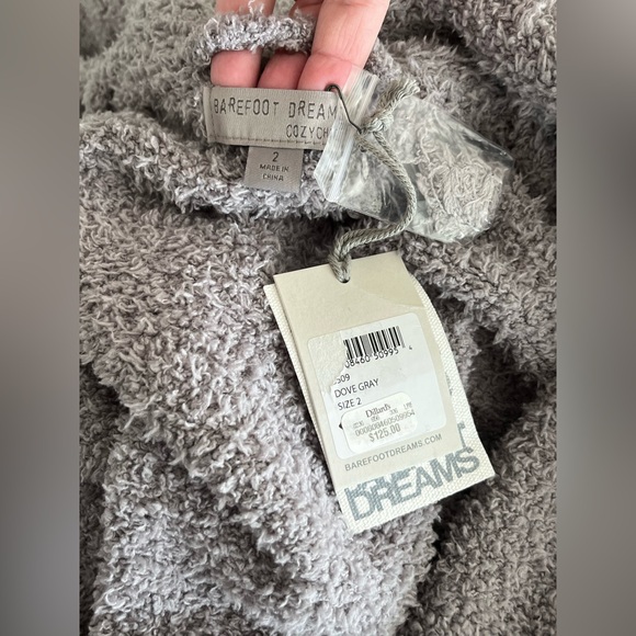 NWT Barefoot Dreams Dove Gray Robe Size 2 (M/L) - Picture 9 of 9